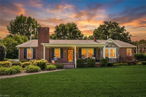 907 Sparta Rd, North Wilkesboro, NC 28659