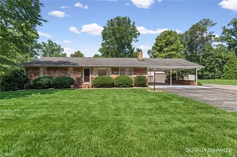 469 Sunset Dr, Winston Salem, NC 27107