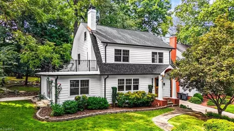 300 Warren St, Greensboro, NC 27403