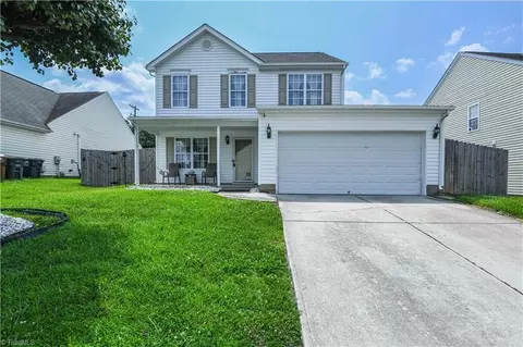 14 Forestglade Dr, Greensboro, NC 27406