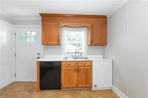 Kitchen - 804 Graylyn Dr, High Point, NC 27263 photo 2 of 3