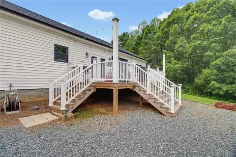Exterior - 1500 Slate Rd, King, NC 27021 photo 4 of 7