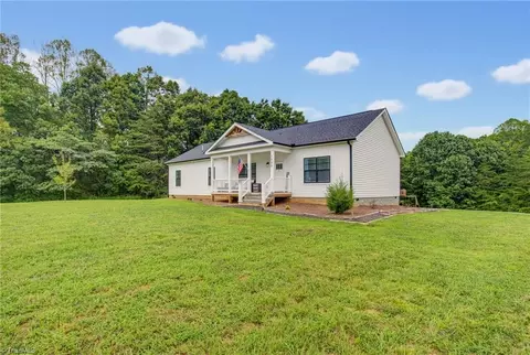 Exterior - 1500 Slate Rd, King, NC 27021 photo 2 of 7