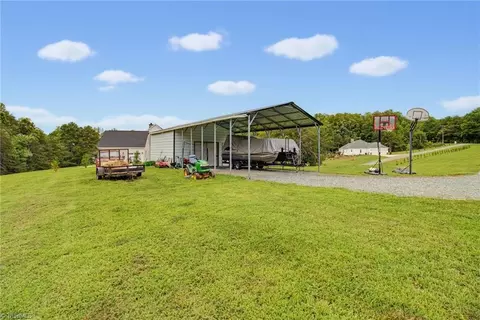 Exterior - 1500 Slate Rd, King, NC 27021 photo 7 of 7