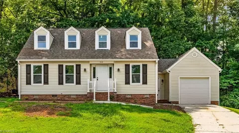 942 Chatfield Dr, Jamestown, NC 27282