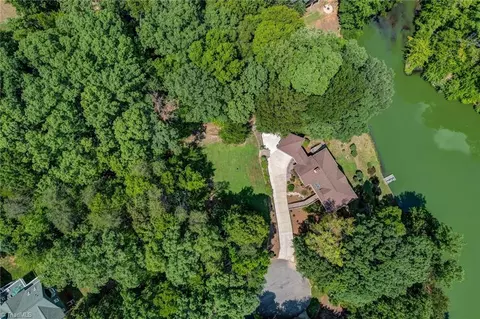 View/Area - 165 Beech Tree Ct, Eden, NC 27288 photo 1 of 10