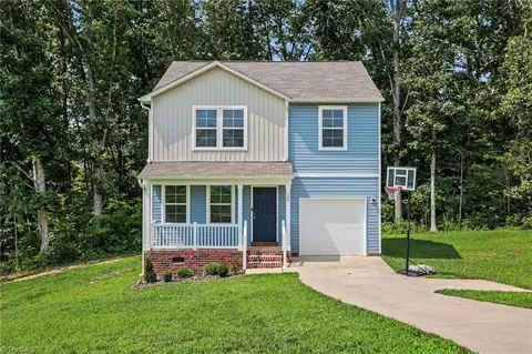 127 Brookview Ct, Mocksville, NC 27028
