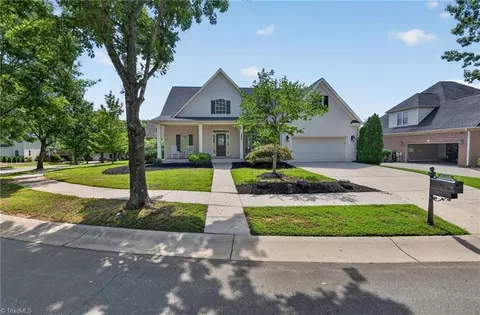 3926 Kincade Dr, Burlington, NC 27215