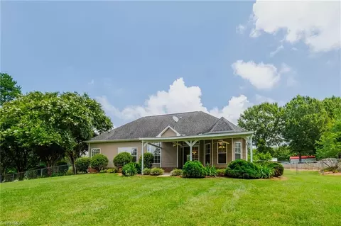 Exterior - 110 Grayson Dr, Salisbury, NC 28147 photo 7 of 7