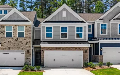 5203 Maple Blossom Trl, Greensboro, NC 27455