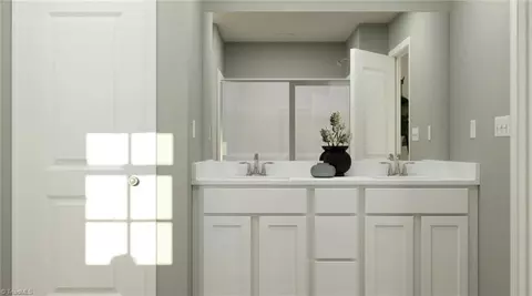 Entry Way - 126 Primrose St, King, NC 27021 photo 4 of 4