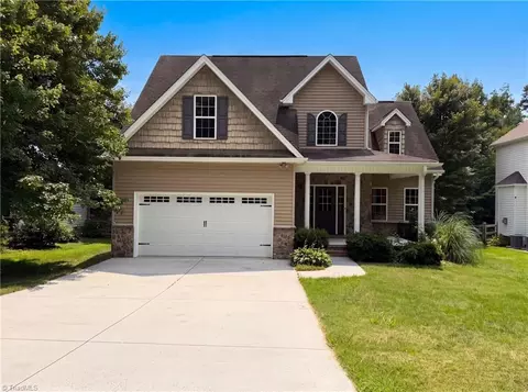 5474 Alamo Dr, Winston Salem, NC 27104