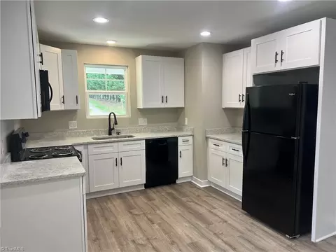 Kitchen - 917 Redding Dr, High Point, NC 27260 photo 3 of 5