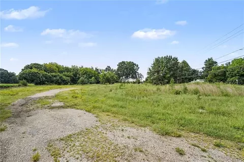7536 Nc Highway 62, Trinity, NC 27370 photo 17