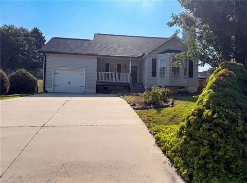 4635 Leprechaun Ln, Winston Salem, NC 27127