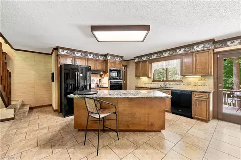 Kitchen - 4401 Oakview Dr, Trinity, NC 27370 photo 3 of 3