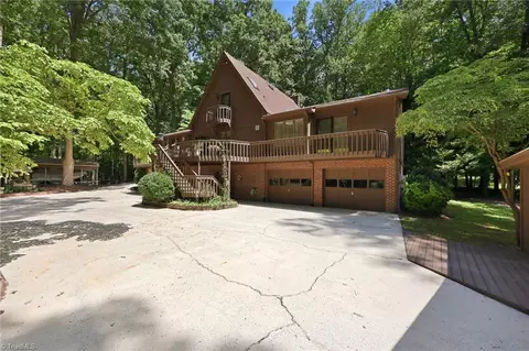 Exterior - 4401 Oakview Dr, Trinity, NC 27370 photo 2 of 12
