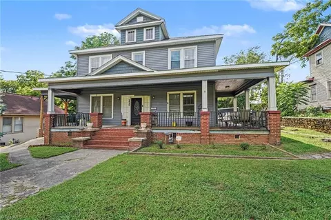 2842 Patterson Ave N, Winston Salem, NC 27105