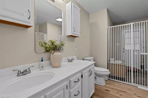 Bath - 5648 Riverside Acres Ct, Trinity, NC 27370 photo 3 of 3