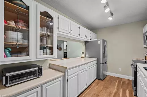 Kitchen - 5648 Riverside Acres Ct, Trinity, NC 27370 photo 2 of 5