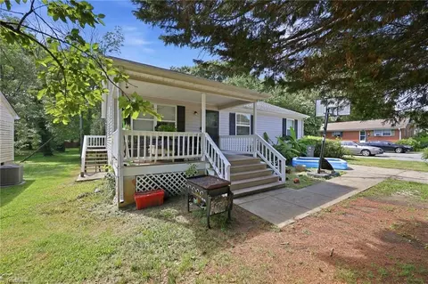 326 Bingham St, Greensboro, NC 27401