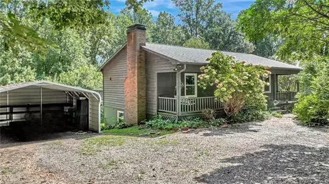 414 Plaza Dr, Wilkesboro, NC 28697