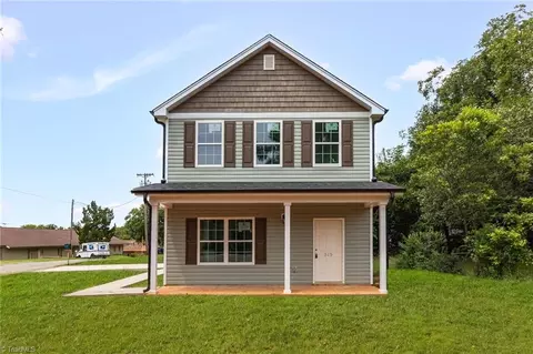 515 Holt St, Lexington, NC 27292