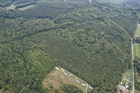 8942 Spearman Rd, Reidsville, NC 27320