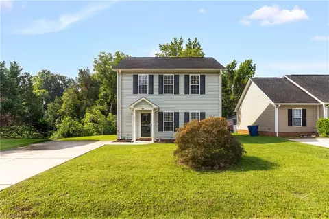 604 Whitsett St W, Graham, NC 27253