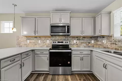 Kitchen - 3837 Copperfield Ct, High Point, NC 27265 photo 3 of 6