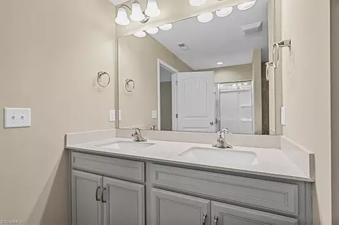 Bath - 3837 Copperfield Ct, High Point, NC 27265 photo 2 of 4