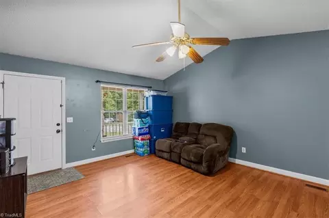 Entry Way - 624 Paramount St, High Point, NC 27260 photo 2 of 5