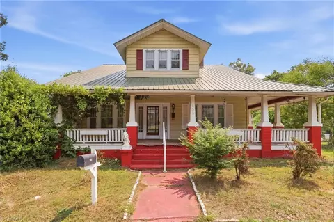 103 Franklin St N, Reidsville, NC 27320