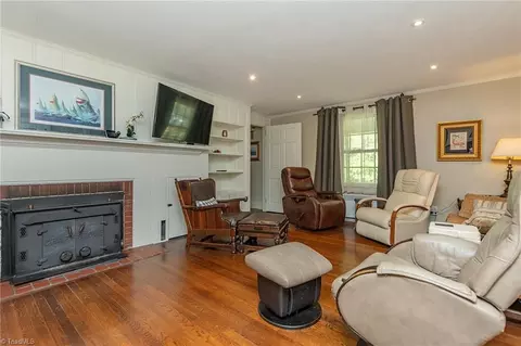 Living - 6440 Nc Highway 62, Trinity, NC 27370 photo 1 of 3