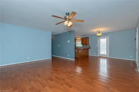 Living - 4322 Oak Brook Ct, Trinity, NC 27370 photo 3 of 5