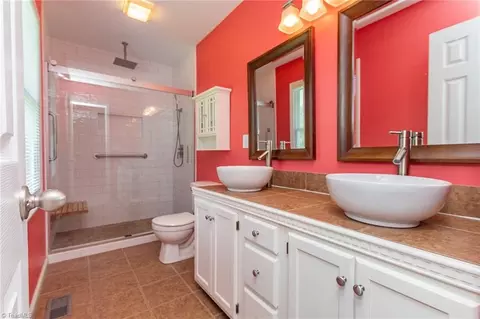 Bath - 4322 Oak Brook Ct, Trinity, NC 27370 photo 1 of 4
