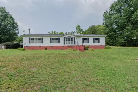 127 Shelby Ln, Madison, NC 27025