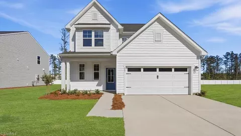 4074 Stallion St, High Point, NC 27262