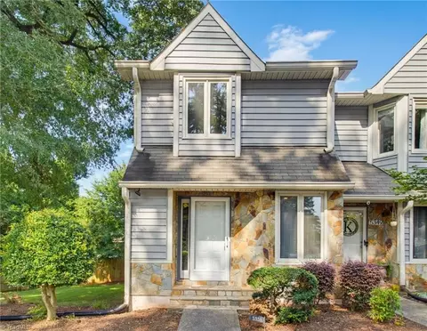 5351 Summit Heights Dr, Winston Salem, NC 27104