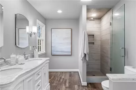 Bath - 5229 Bridge Pointe Dr, Clemmons, NC 27012 photo 1 of 3