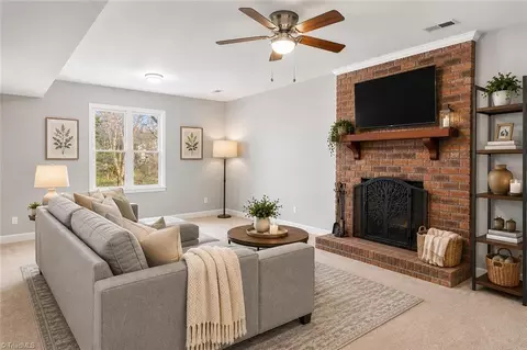 Living - 5229 Bridge Pointe Dr, Clemmons, NC 27012 photo 2 of 3