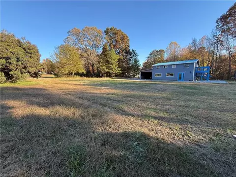 533 Della Wilson Rd, Lexington, NC 27295