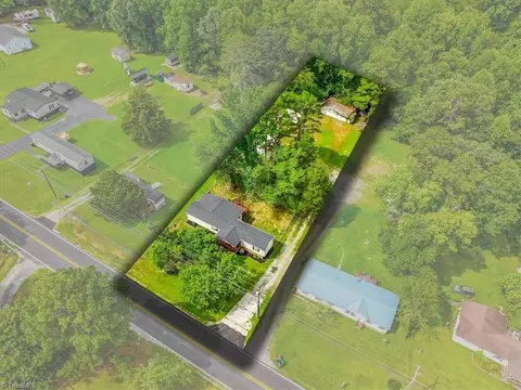 3673 Meadowbrook Dr, Trinity, NC 27370 photo 3