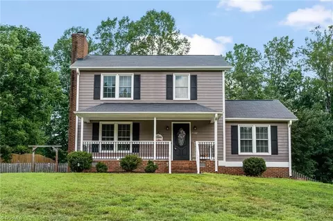 7108 Avenbury Cir, Kernersville, NC 27284