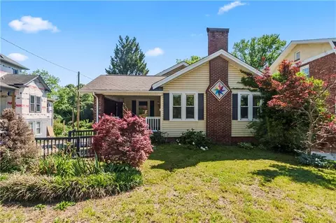 139 Lebanon St, Mount Airy, NC 27030