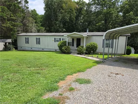 264 Smith Ridgecrest Rd, North Wilkesboro, NC 28659