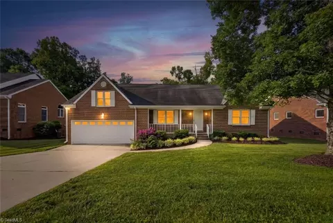 544 Little Creek Dr, Graham, NC 27253