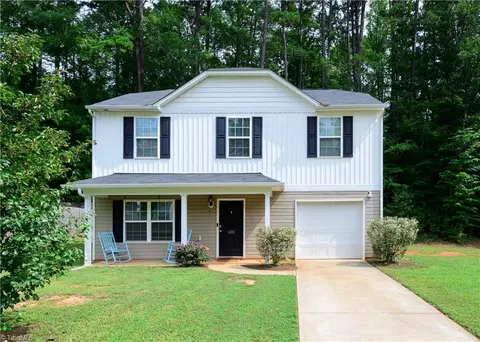 835 Oak Bend Dr, Asheboro, NC 27203