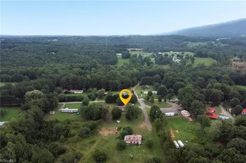 1352 Gravitte Rd, Pilot Mountain, NC 27041 photo 41