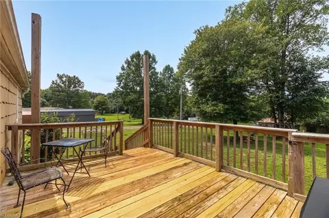 1352 Gravitte Rd, Pilot Mountain, NC 27041 photo 28